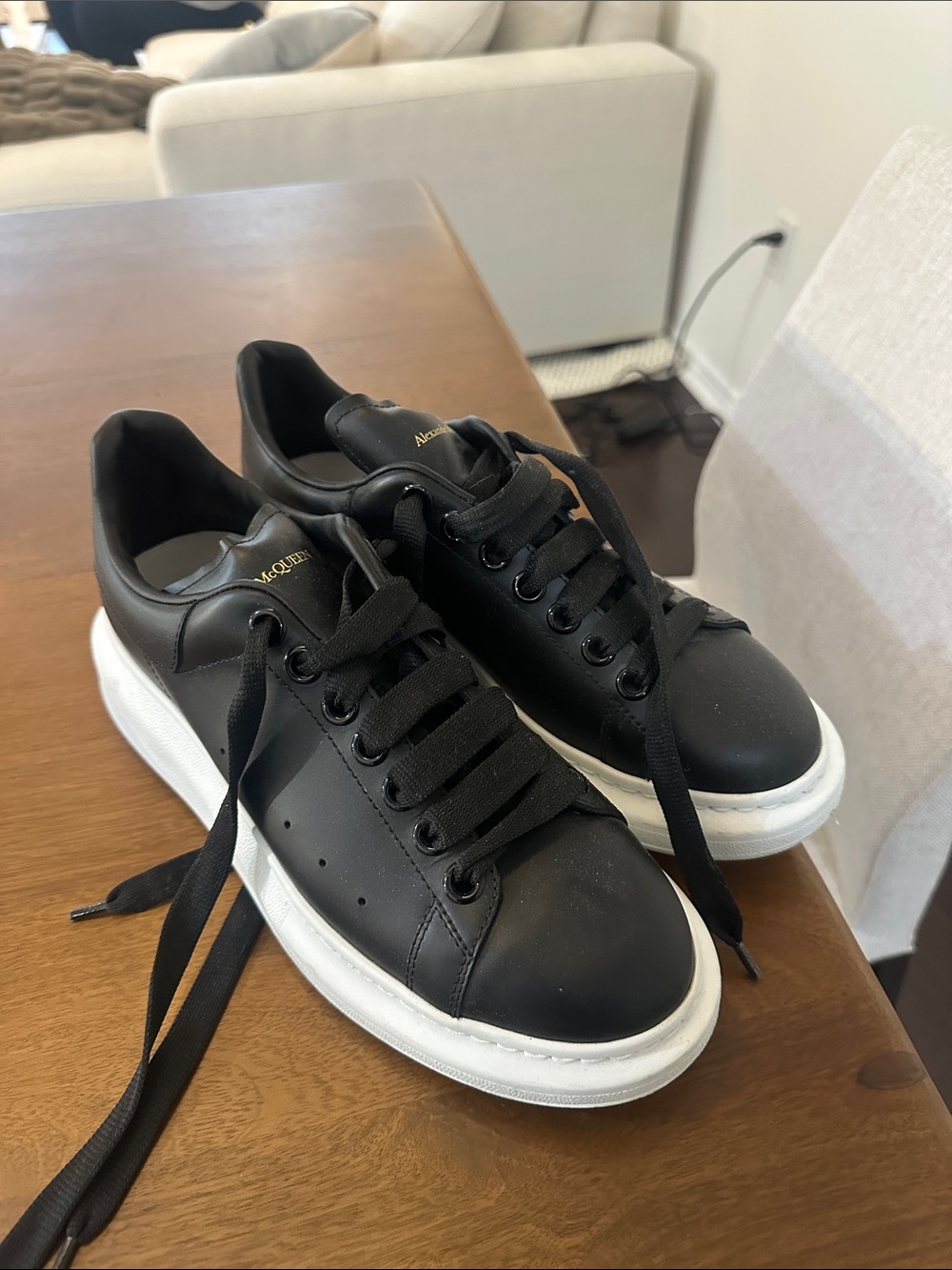 Alexander McQueen Women Black Leather Sneaker